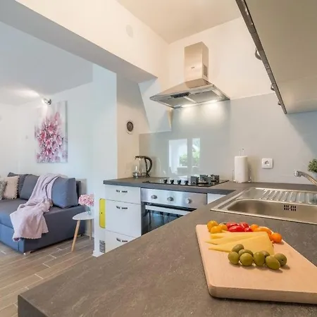 Sandra Appartement Kruševo